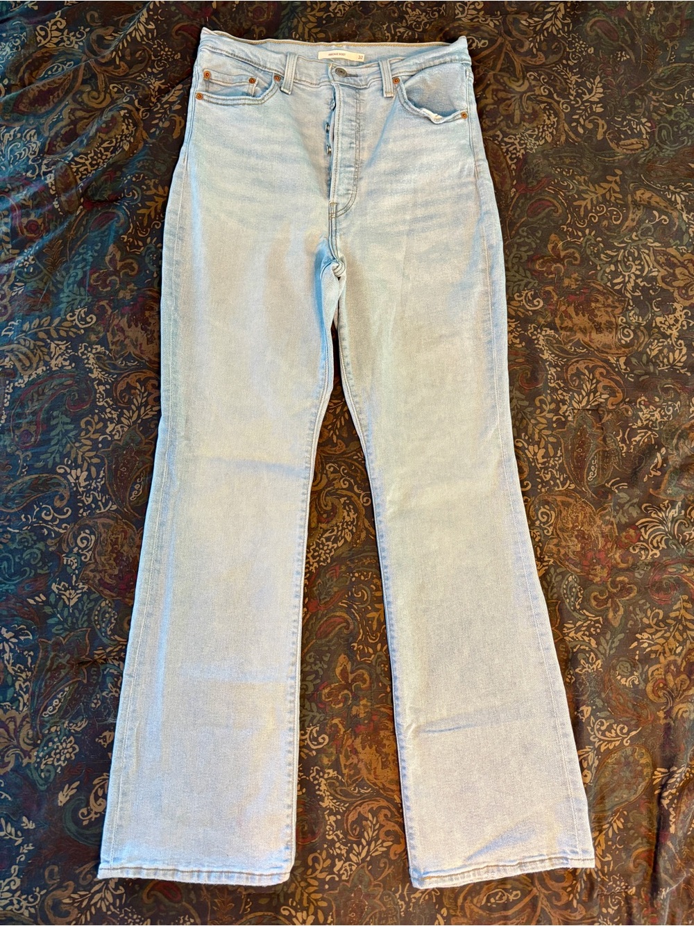 Levi's Light Wash Bootcut Jeans
